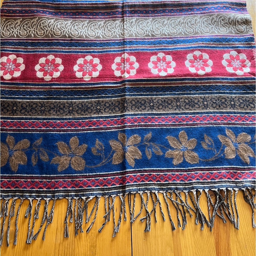 Soft Wool Scarf - Picture 3 of 3